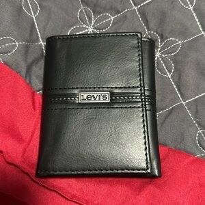 LEVIS - TRIFOLD WALLET | RFID